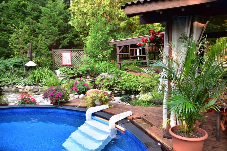 PETIT COIN DE PARADIS Bed and Breakfast in Quebec