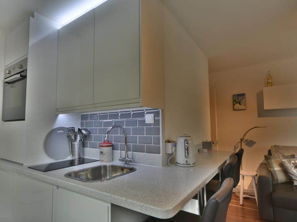 Studio Cabine Rénové Centre Village - 28m² - Balcon - 3 Pers - Parking - Les Gets - FR-1-685-9 Cabin in Les Gets