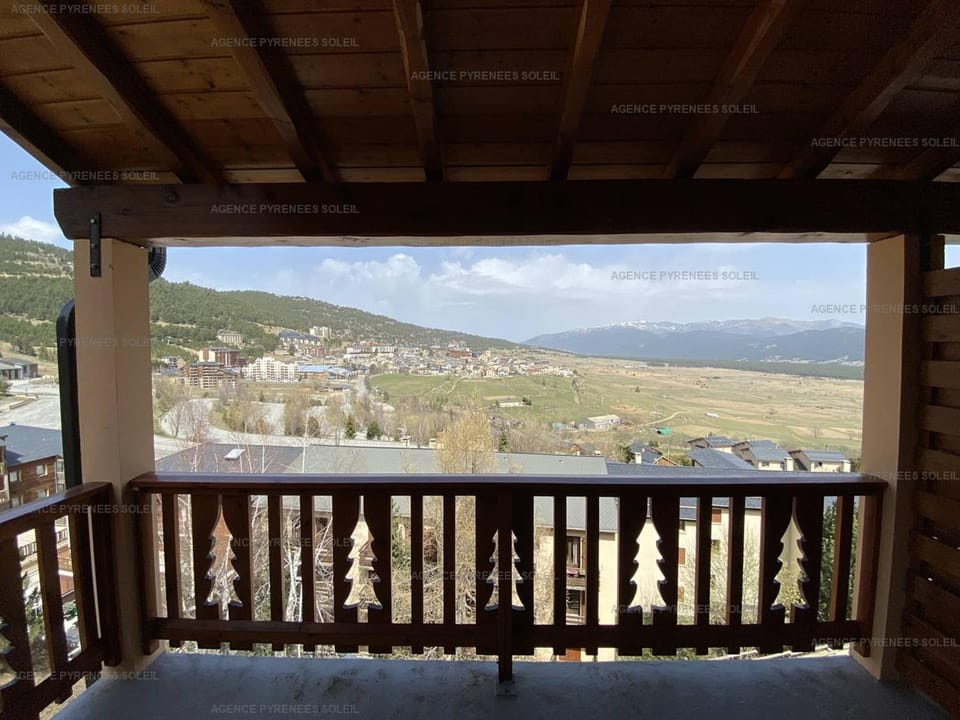 Appartement duplex 4 chambres, 250m des pistes, parking, 10 couchages - Les Angles - FR-1-295-185 Apartment in Catalonia