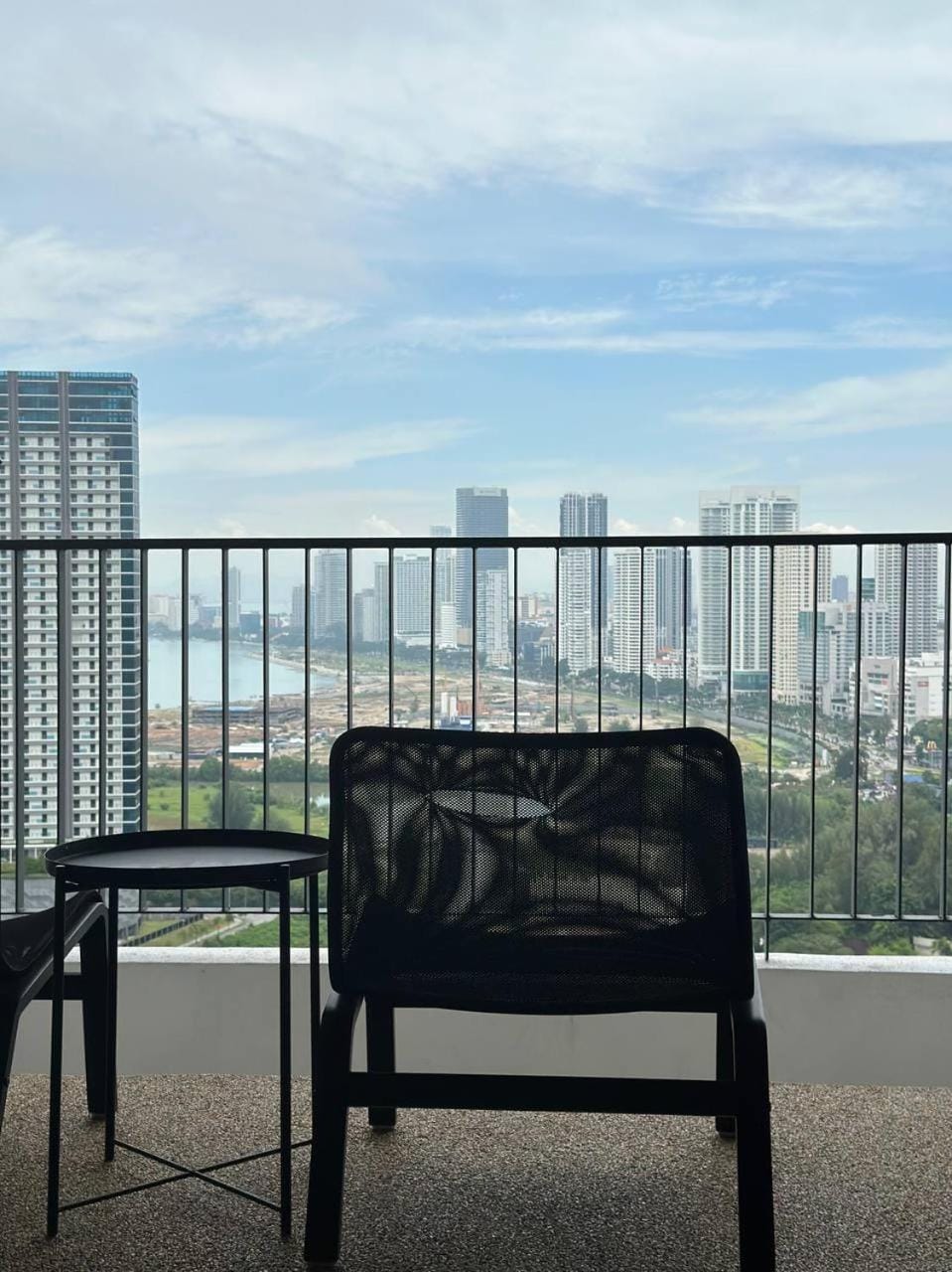 Day, View (from property/room), Balcony/Terrace, Living room, Seating area