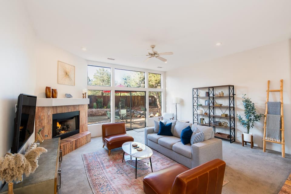 WEST SEDONA RETREAT w/ VIEWS of Coffee Pot Rock! House in Sedona