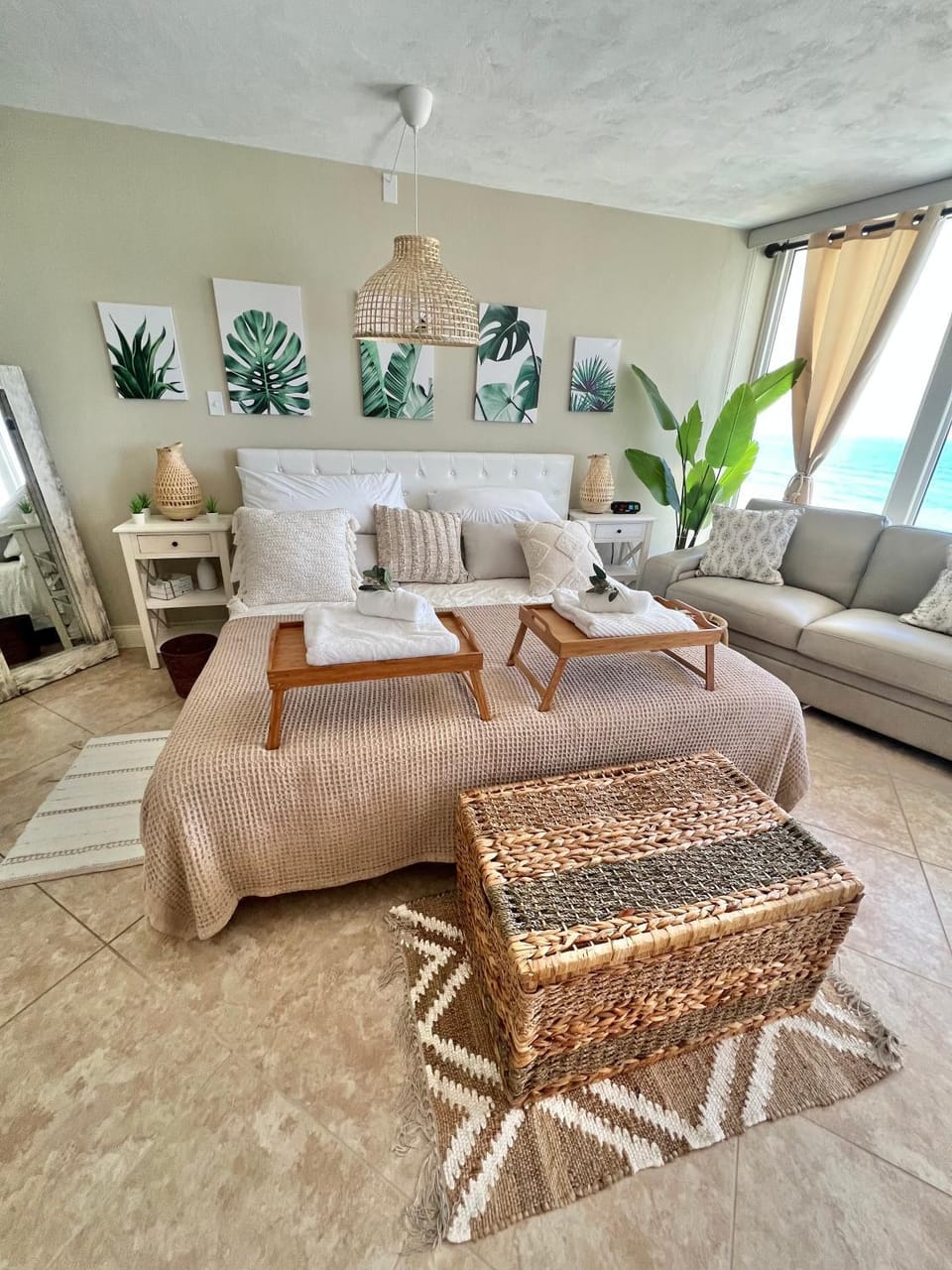 Bed, Bedroom