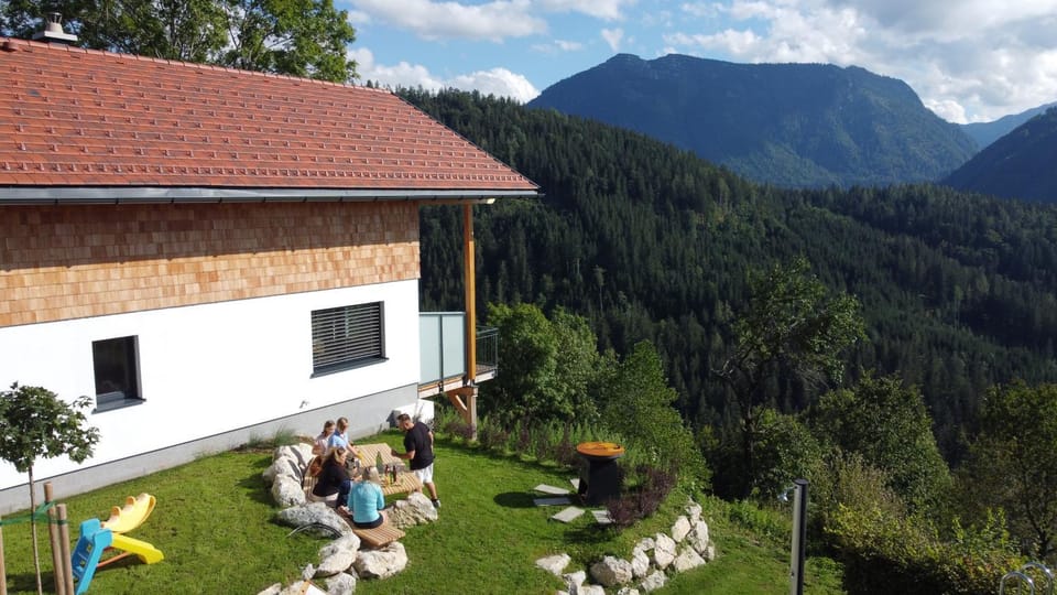 BBQ facilities, Garden, View (from property/room), Mountain view