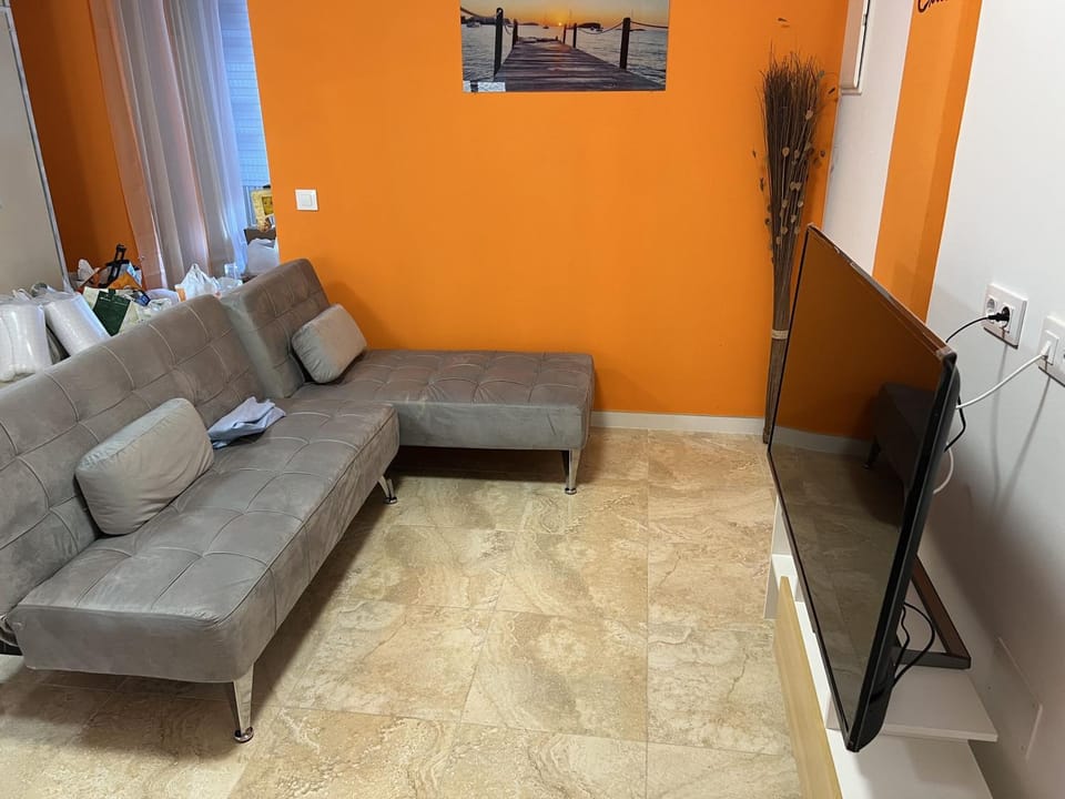 Fabuloso apartamento,1a línea de playa a estrenar. Apartment in Andalusia