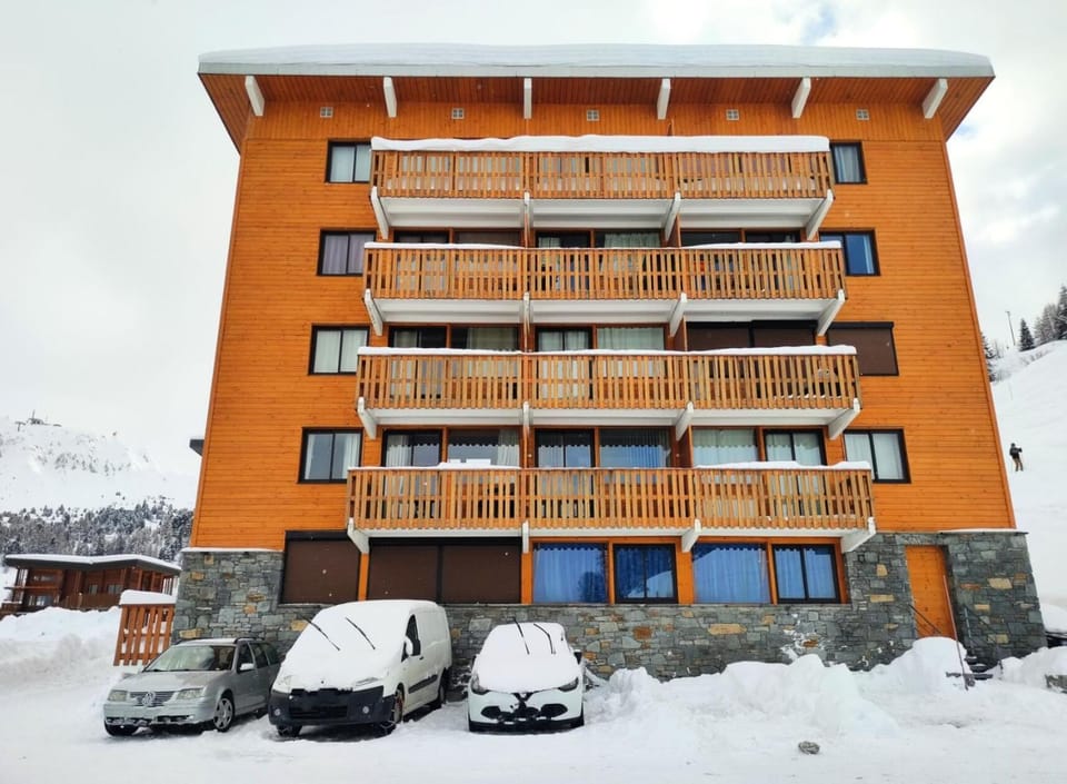 Résidence Kilimandjaro - 2 pièces + cabine 6 personnes Plagne Centre MAE-4344 Cabin in Mâcot-la-Plagne