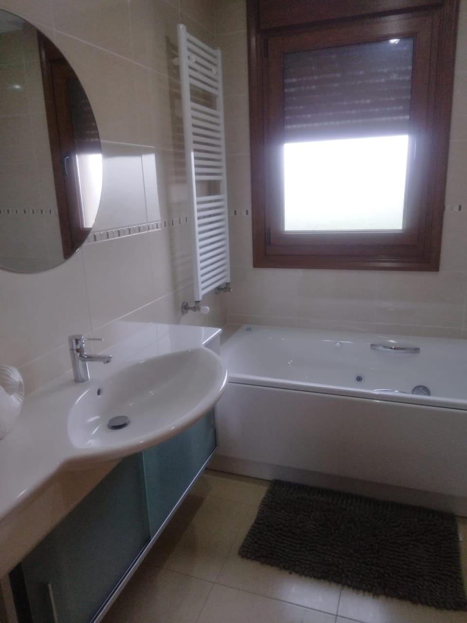 Bathroom, Bath