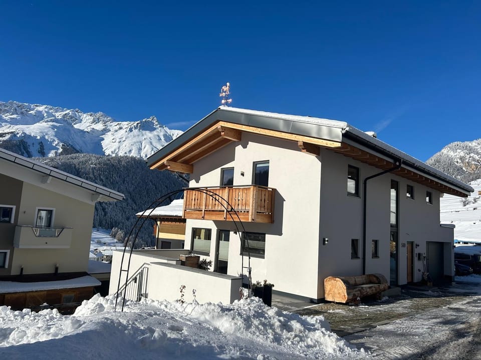 Property building, Mountain view