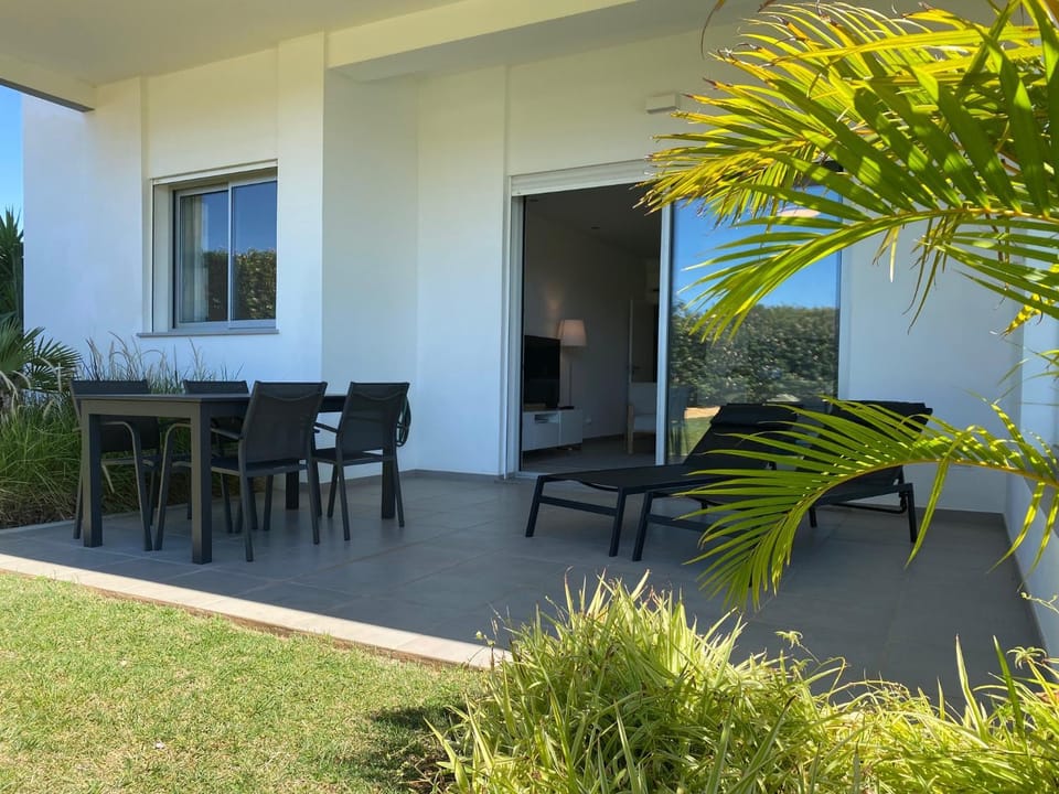 Albufeira Malpique Beach Apartment Apartment in Albufeira
