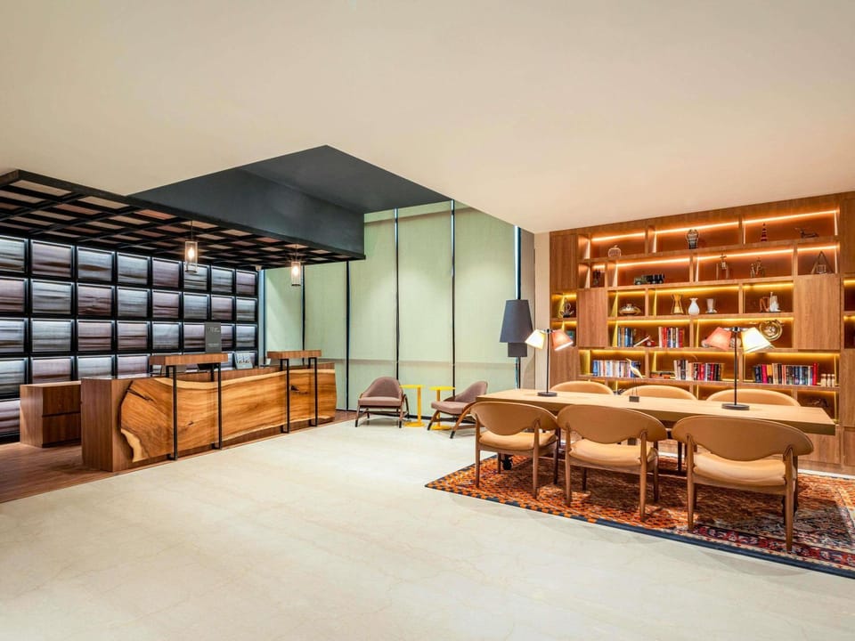 Meeting/conference room