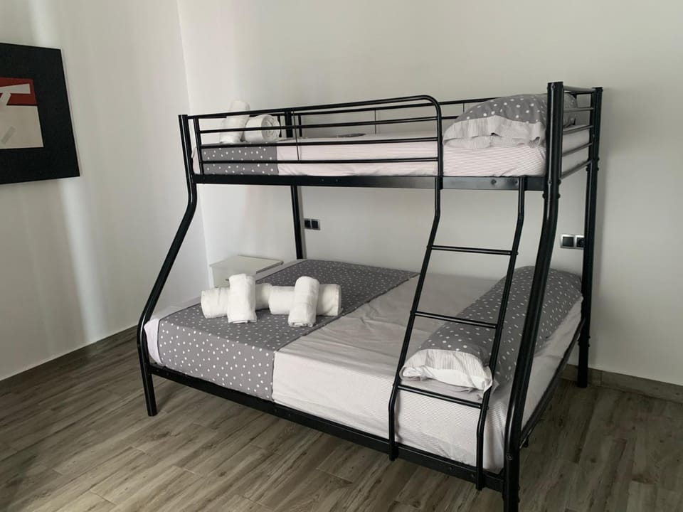bunk bed