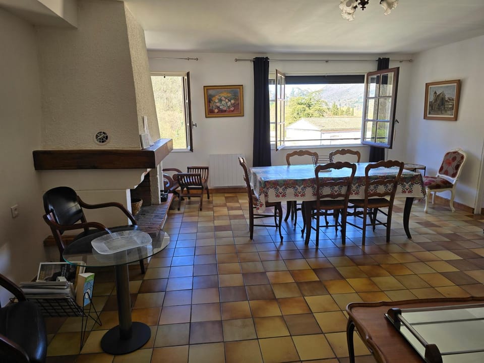 Superbe appartement au cœur des cévennes House in Occitanie