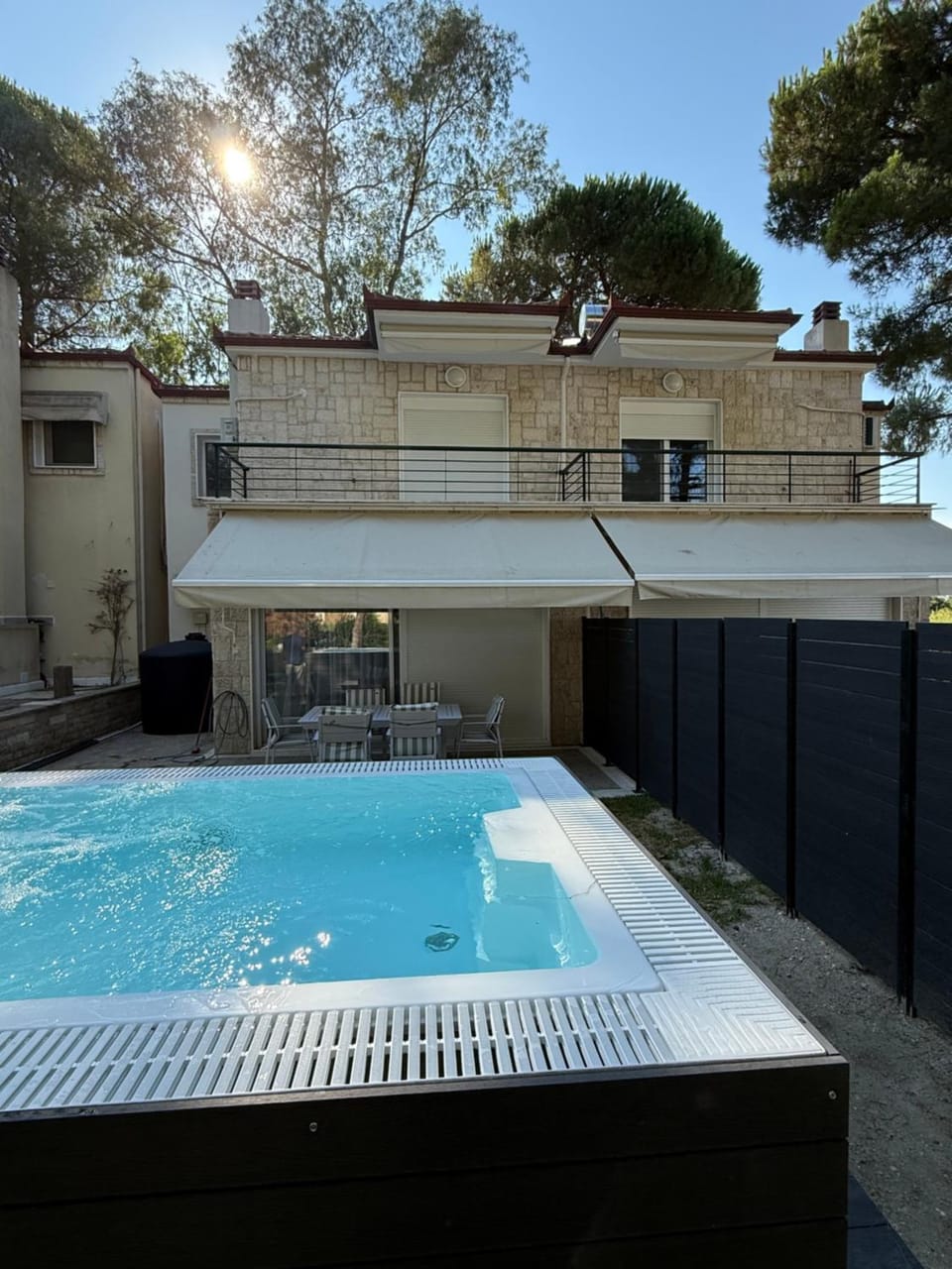 Swimming pool
