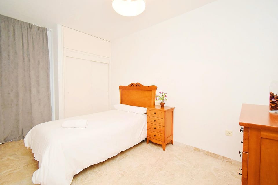 Expoholidays - Puerto Deportivo La Goleta Apartment in Andalusia