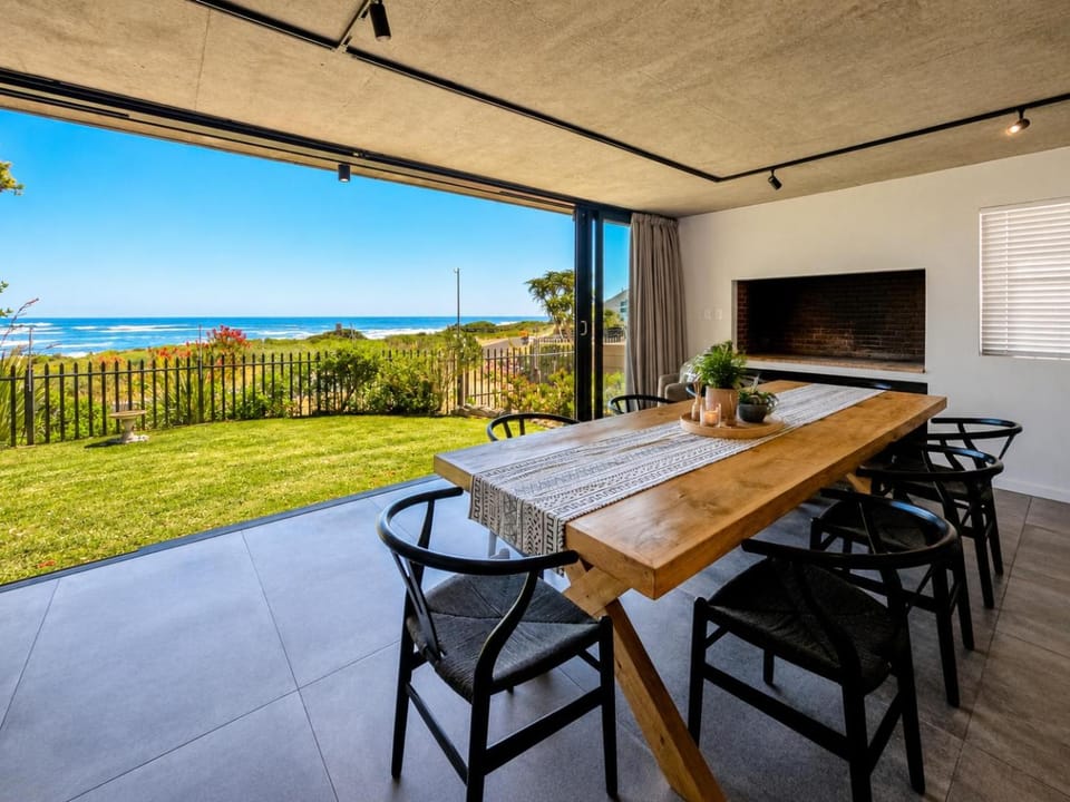 BBQ facilities, Dining area