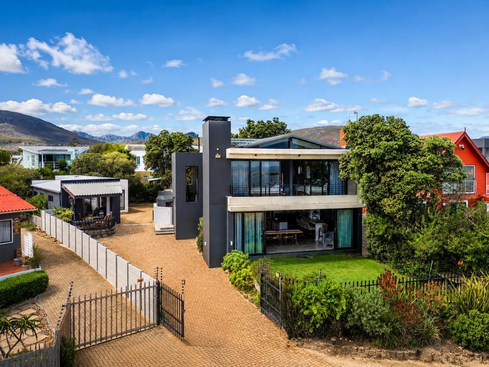 Day, Garden, Garden view, Mountain view