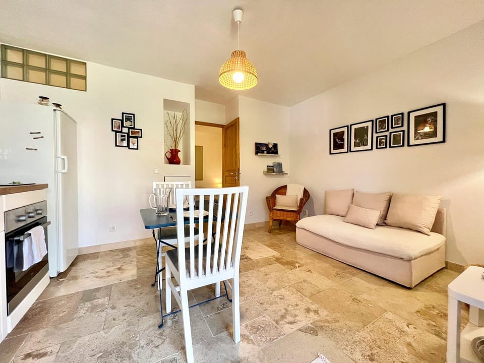 Lou Maestoso - Cosy, Campagne, CLIM, 2 personnes Apartment in Provence-Alpes-Côte d'Azur