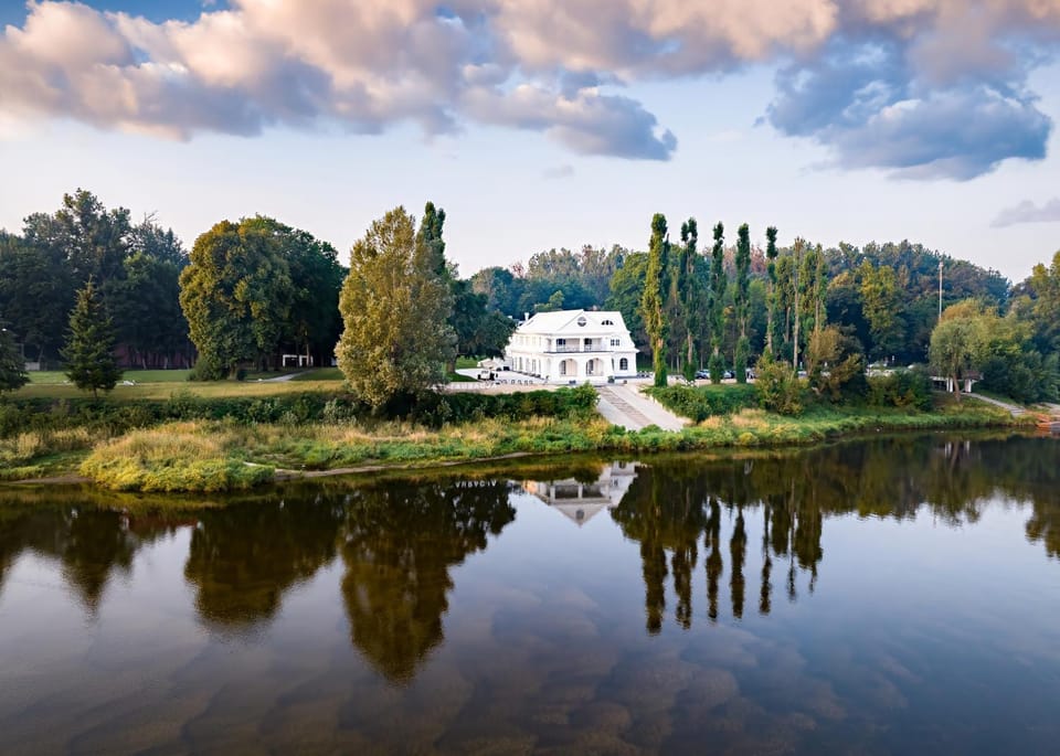 Property building, Day, Natural landscape