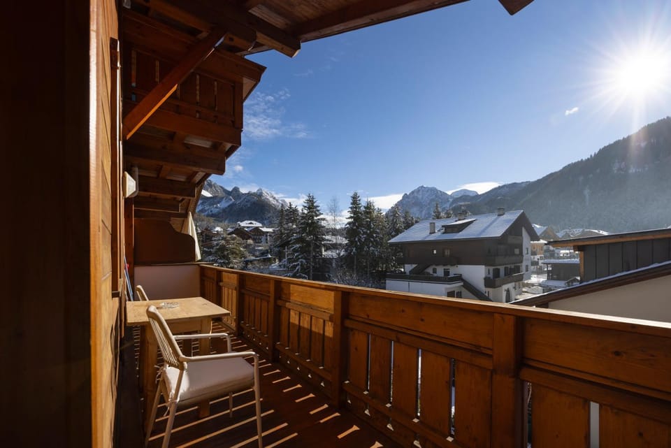 Natural landscape, Winter, View (from property/room), Balcony/Terrace, Mountain view