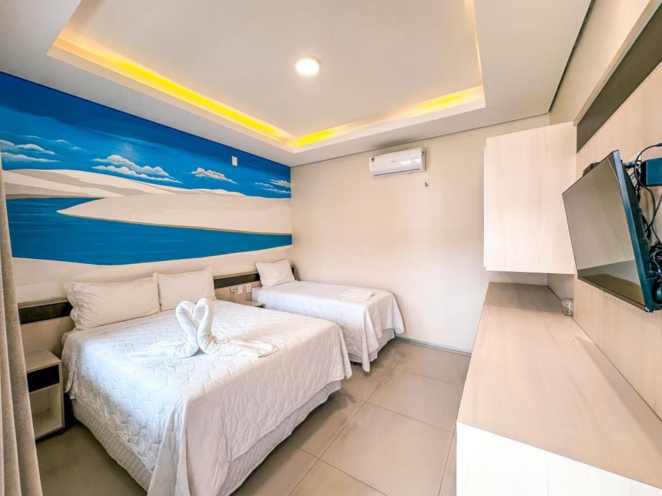Bed, TV and multimedia, Photo of the whole room, Bedroom, air conditioner