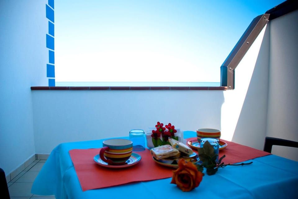 View (from property/room), Balcony/Terrace, Balcony/Terrace, Bedroom
