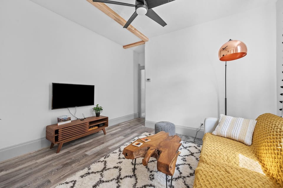 Center of Little Italy #2 Apartment in Cleveland Heights