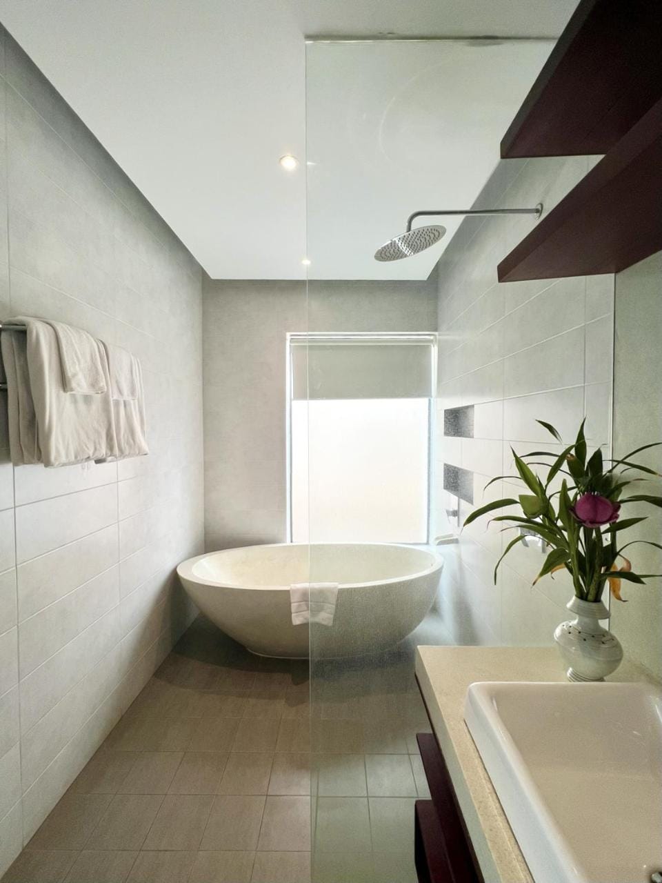 Bathroom, Bath, towels