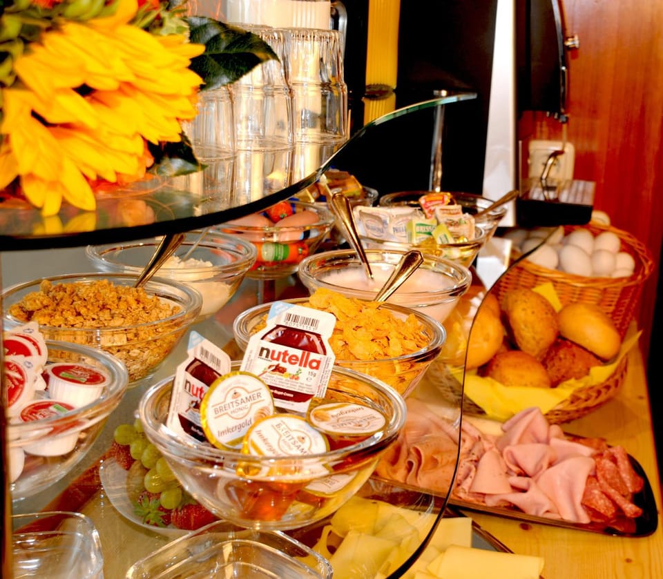Buffet breakfast