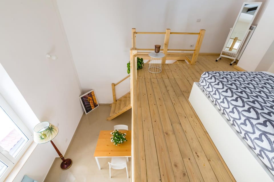 Living room, Photo of the whole room