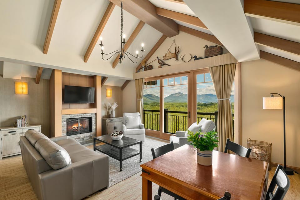 Suncadia Penthouse w/ Mountain & River Views! House in Kittitas County
