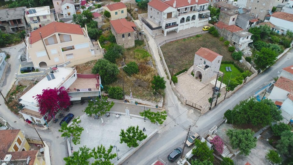 LA TORE DI MONTENEGRO Villa in Peloponnese Region