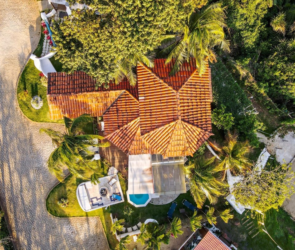 Casa Delfi, Hermosa vista, Jacuzzi e Praia , Buzios House in Armacao dos Buzios