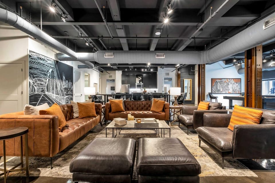 Living room, Seating area