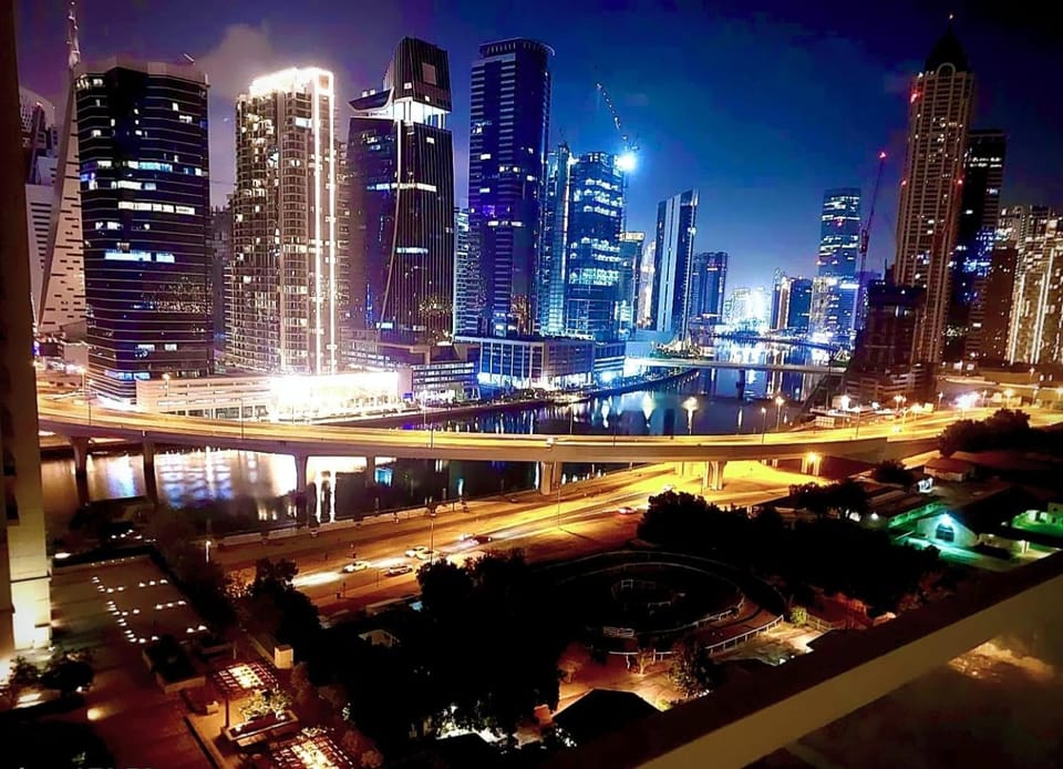 White Sage - Amna Tower Apartment in Dubai