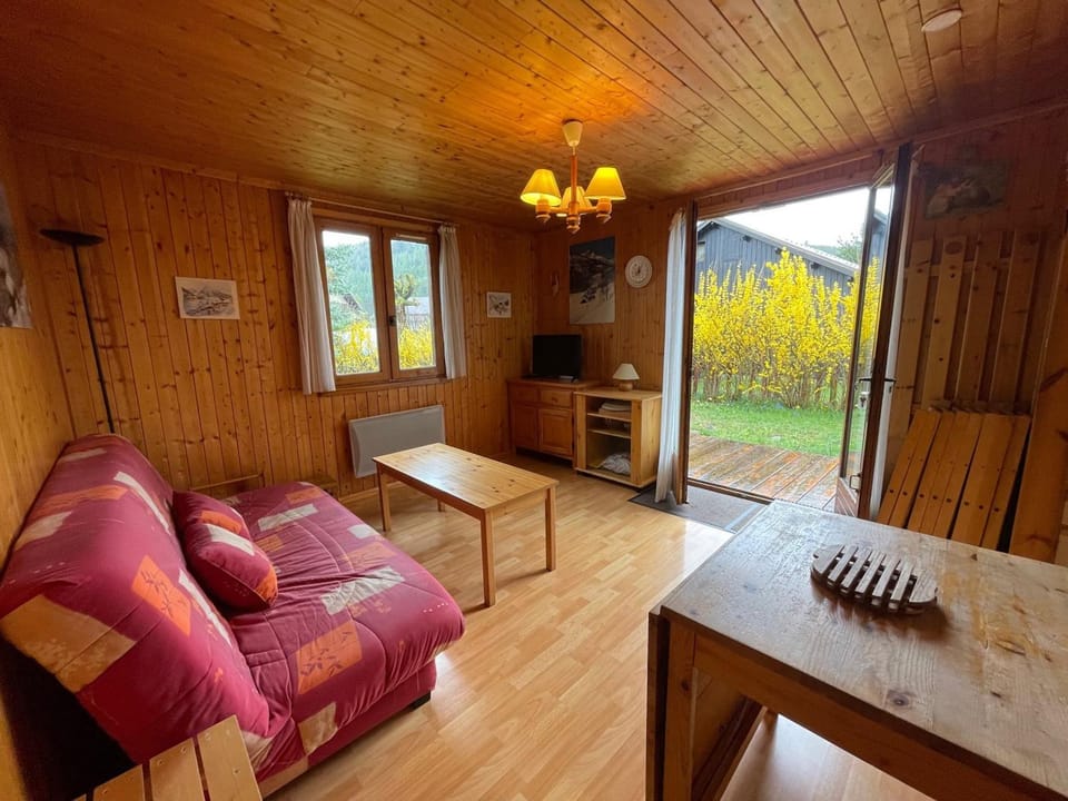 Chalet en bois avec terrasse et jardin à Barcelonnette - FR-1-165A-151 Chalet in Barcelonnette