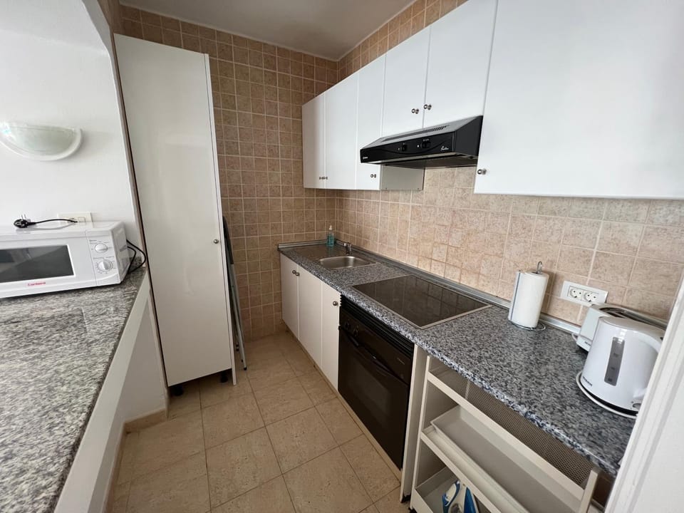Oasis Blue - beautiful 1 bedroom apartment on private complex with pool Apartment in Puerto del Carmen