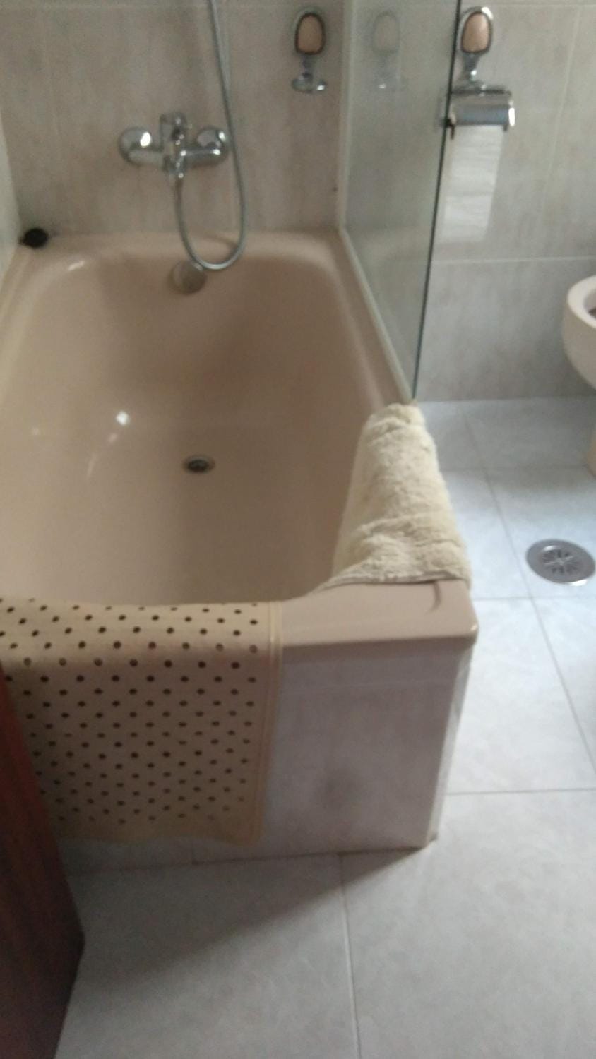 Apartamento economico a 100m de la playa ESTANCIA MINIMA 4-5 NOCHES Apartment in O Salnés