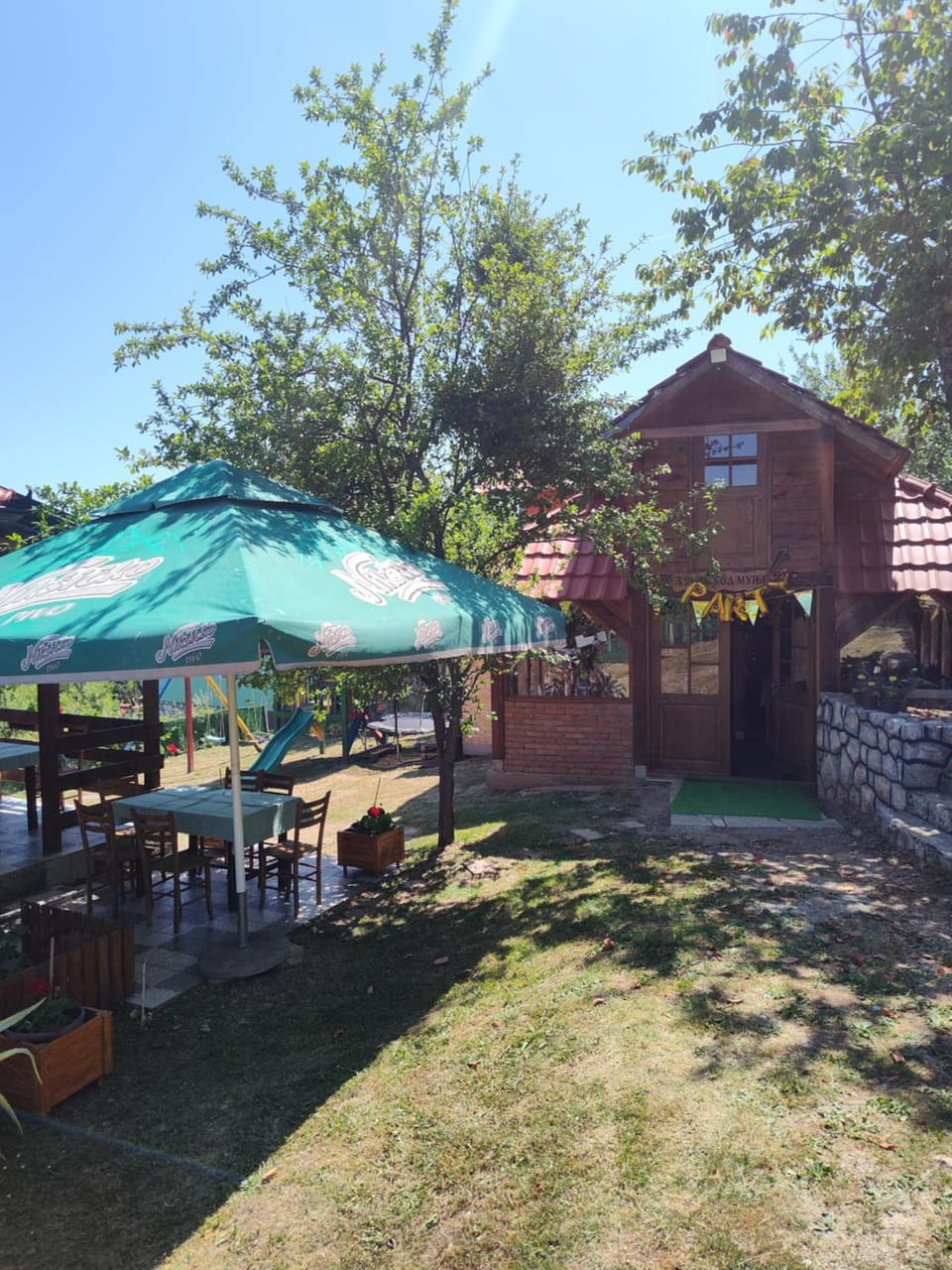Konak kod munje Villa in Zlatibor District, Serbia