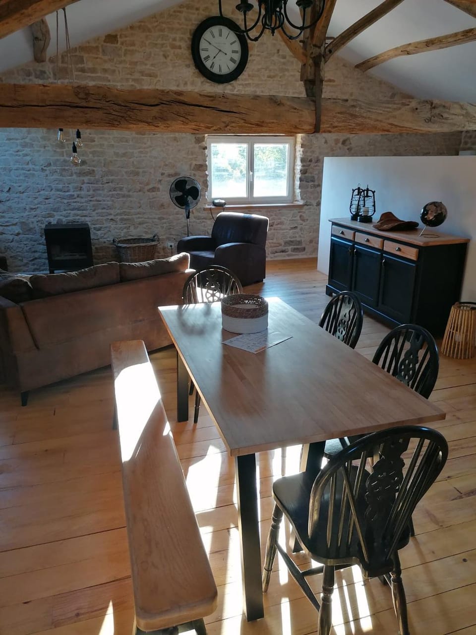 Communal lounge/ TV room, Living room, Seating area, Dining area