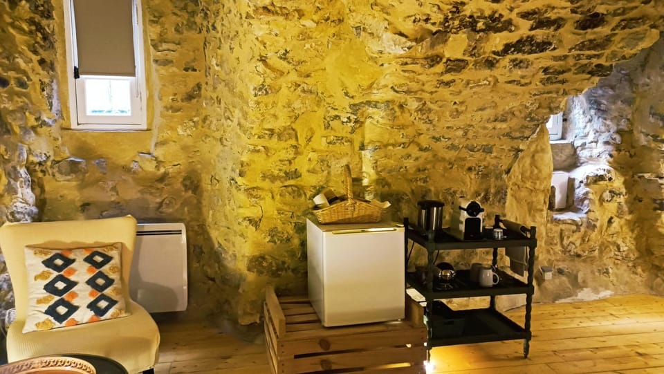 Coffee/tea facilities, Living room