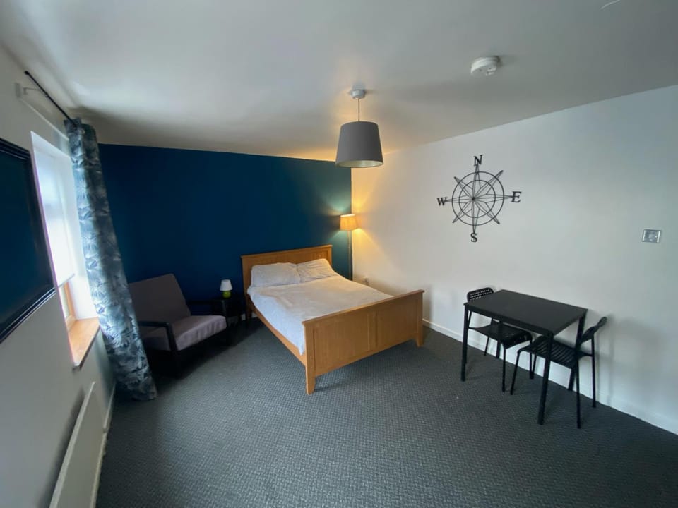 bnb81 STRICTLY OVER 25 ONLY Bed and Breakfast in Belfast