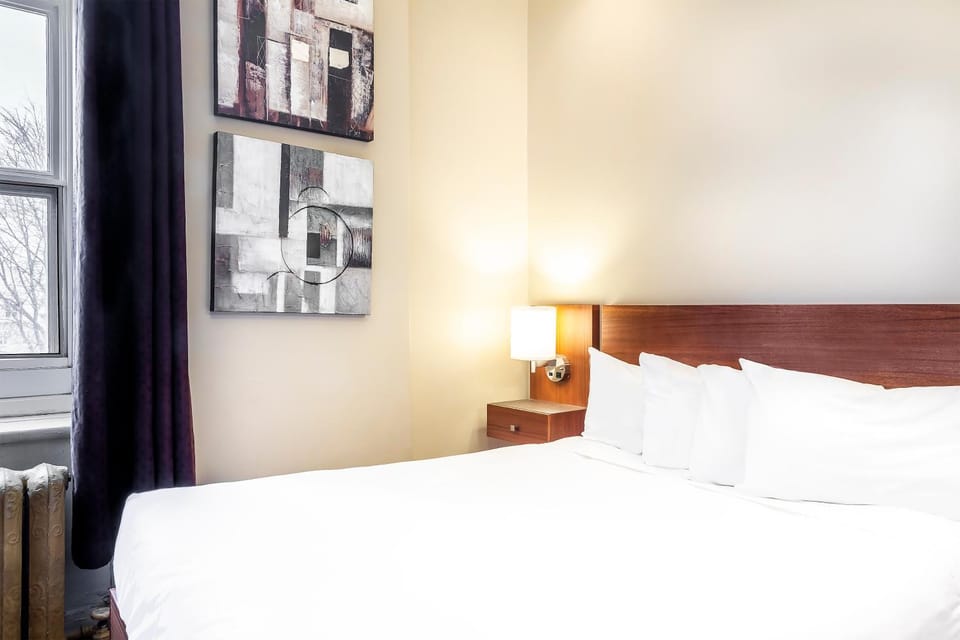 Bed, Decorative detail, Bedroom