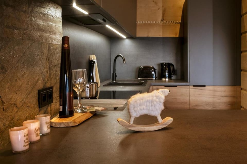 Coffee/tea facilities, Kitchen or kitchenette