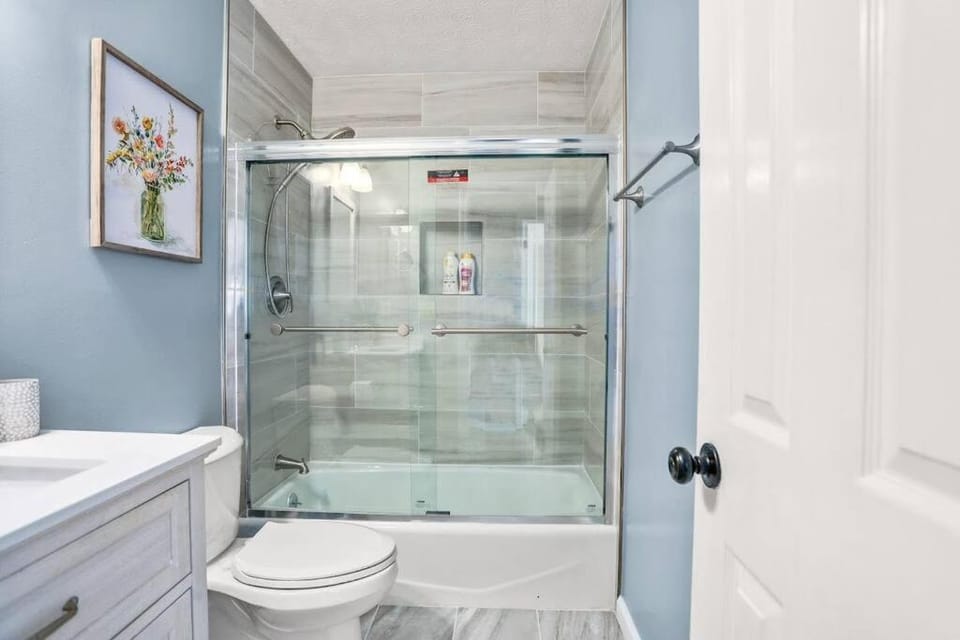 Lovely 5Bed, 3-FullBath ! 5min to free way I-85 House in Georgia