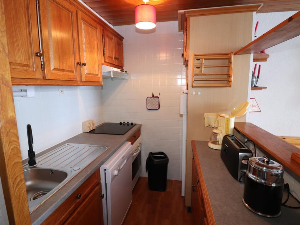 Appartement rénové 3 pièces à Tignes - Ski aux pieds, balcon, idéal pour 7 pers. - FR-1-502-368 Apartment in Tignes