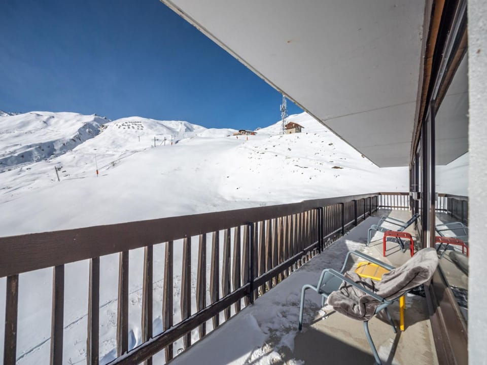 Appartement rénové, skis aux pieds, 10 pers., balcon - FR-1-502-364 Apartment in Tignes