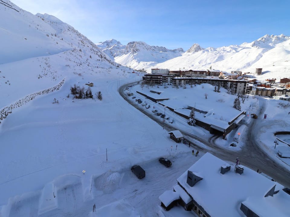 Appartement fonctionnel Proches des pistes et des commerces Balcon - FR-1-502-390 Apartment in Tignes
