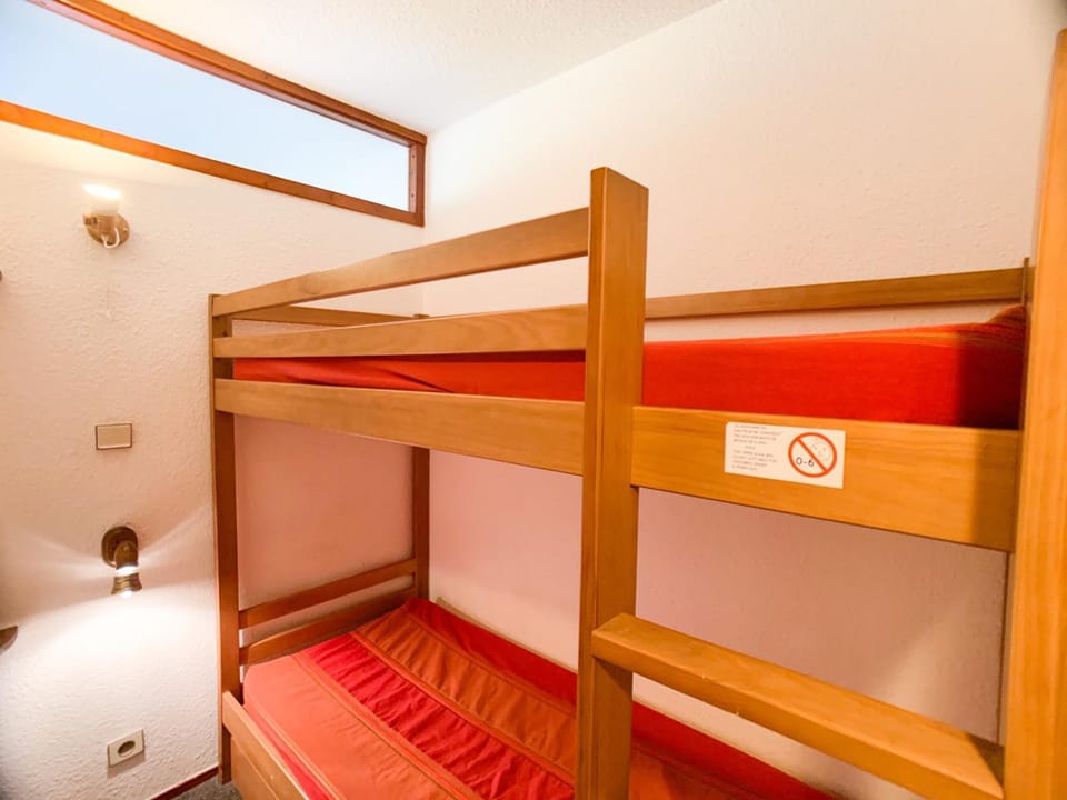 Appartement lumineux aux pieds des pistes avec balcon - FR-1-502-404 Apartment in Tignes
