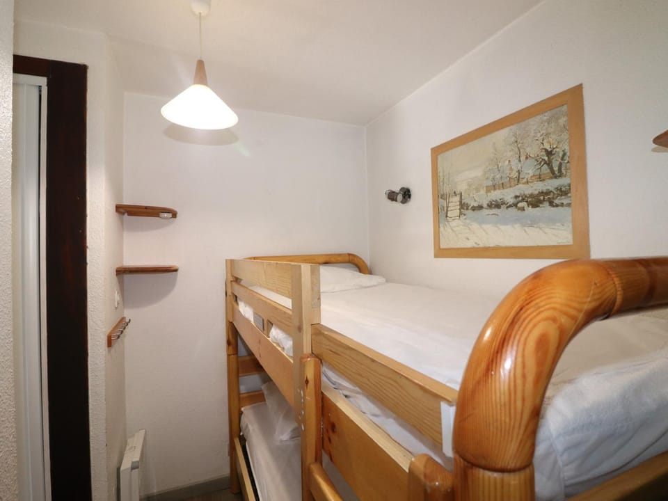 Studio rénové proche pistes et commerces avec balcon - FR-1-502-425 Apartment in Tignes
