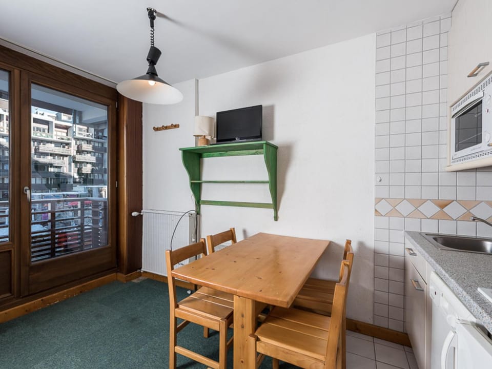 Studio cœur station près des pistes avec balcon, animaux acceptés - FR-1-502-446 Apartment in Tignes