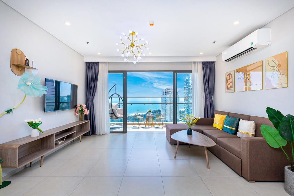 Communal lounge/ TV room, Living room, Evening entertainment